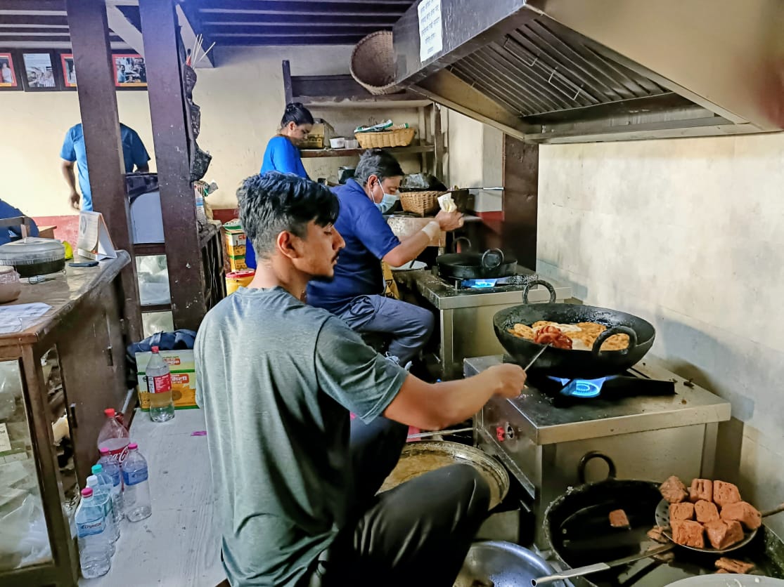 सय वर्ष पुरानो भुत्तेको जेरी