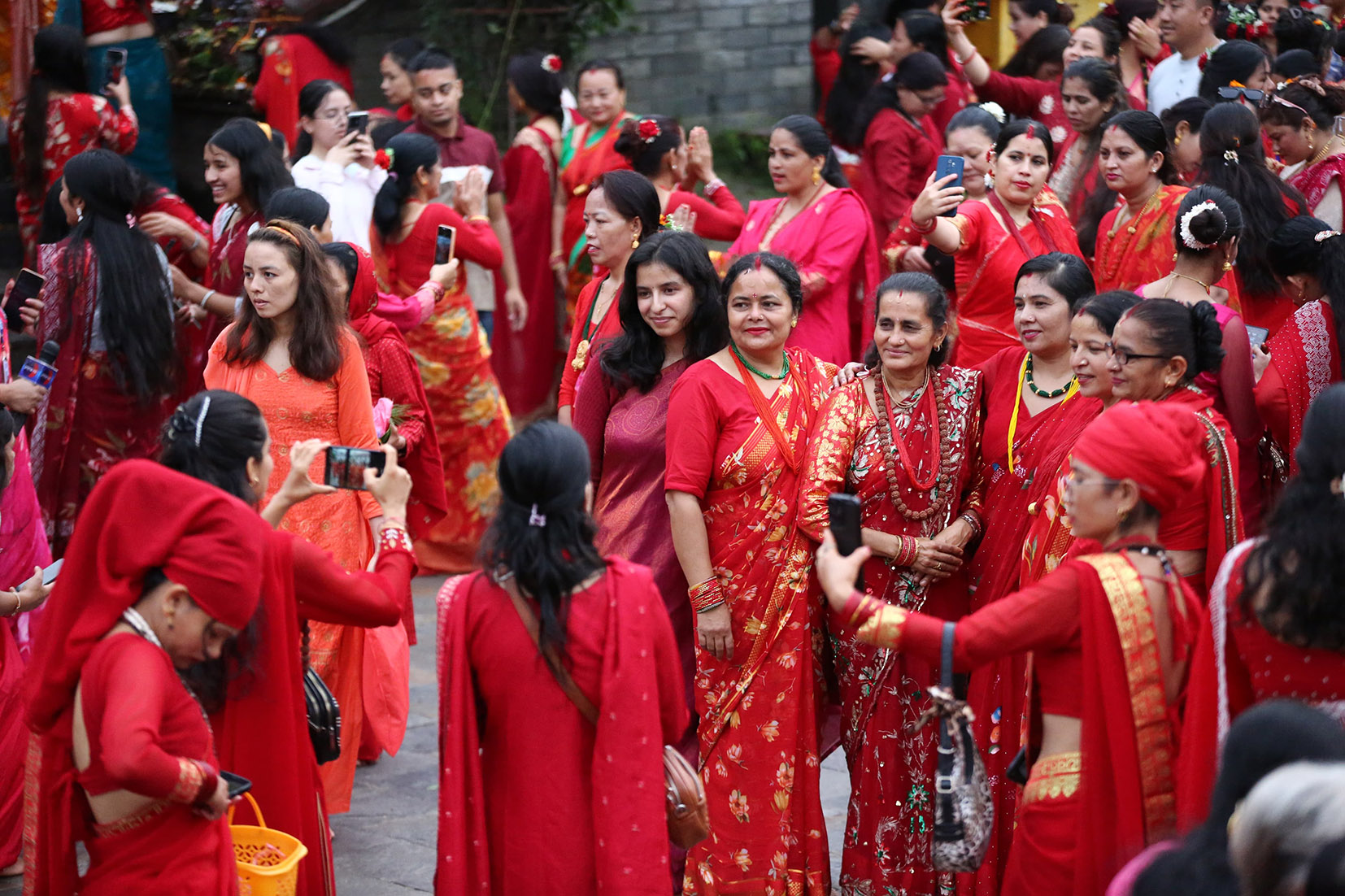 चाडपर्वले जोड्दैछ देश