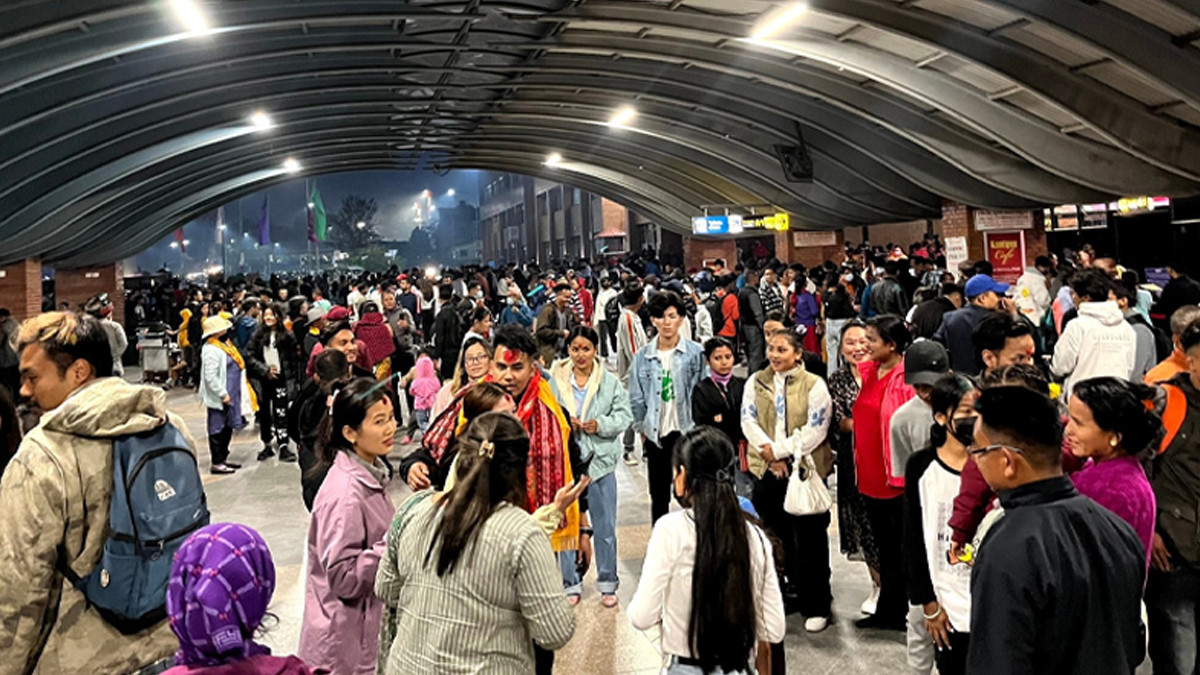 दैनिक हजारौँको संख्यामा कस्तो जनशक्ति विदेश गइरहेको छ ?