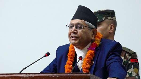 अहिले पत्रकारितामा साँचो र झुटो छुट्याउन गाह्रो भइरहेको छ : सभामुख घिमिरे