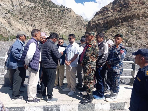 पूर्वाधारमन्त्री लम्साल कोरला सडकको निरीक्षणमा