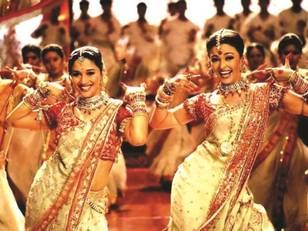 एआईसँगै दौडिने बलिउडको जोड