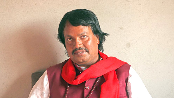 सीके राउतलाई २४ घण्टाभित्र अध्यक्षबाट राजीनामा दिन दबाब