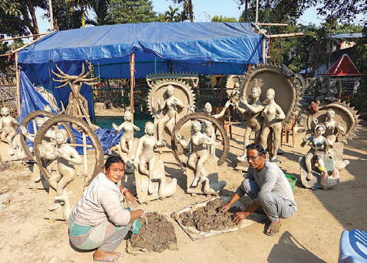 माटोबाट मूर्ति बनाउने परम्परागत पेसा संकटमा