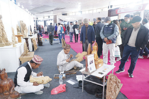 सकियो फर्निचर एक्सपाे