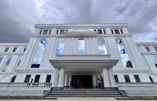 फेरि निर्दलीय सरकार