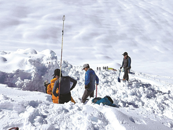 हिउँ पग्लिने पर्खाइमा रोकियो खोजी