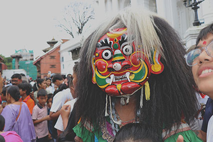 गाईजात्राका अवसरमा राजधानीका टोलटोलबाट सांस्कृतिक झाँकी
