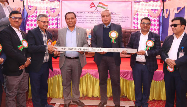 भारतद्वारा नेपाललाई १० बेलीब्रिज