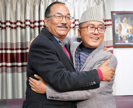 कमल थापा राप्रपामा फर्किए