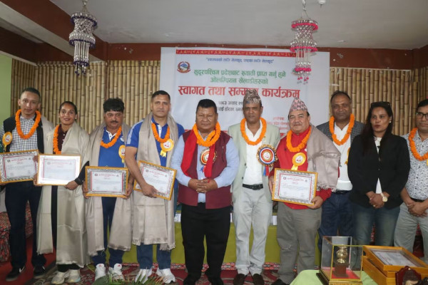 १० ओलम्पियन खेलाडी सम्मानित