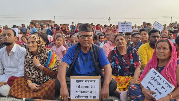 बुटवलका भूमिहीनले मेयरलाई बुझाए ज्ञापनपत्र