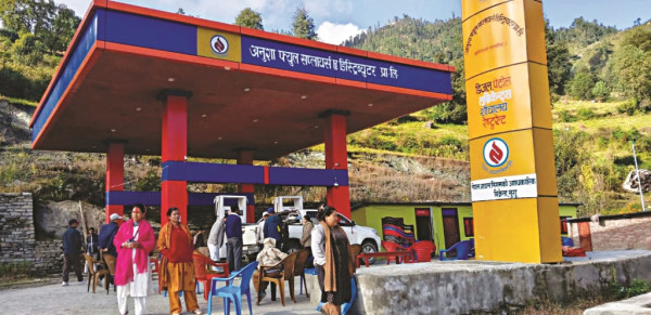 मुगुमा खुल्यो पहिलो पेट्रोल पम्प