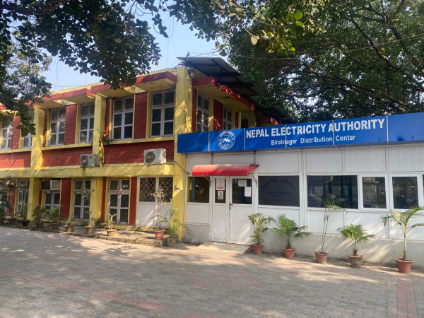 विद्युत् महसुल नतिर्ने २४९ उपभोक्ताको लाइन काटियो