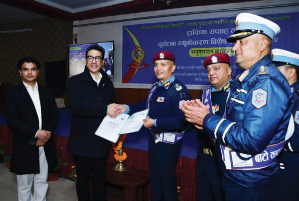 नाइमाले ट्राफिक प्रहरीलाई तालिम दिने