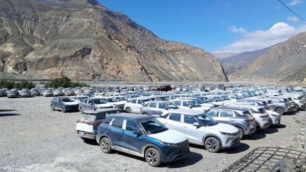 विद्युतीय सवारी नियन्त्रण छानबिन टोली मुस्ताङमा