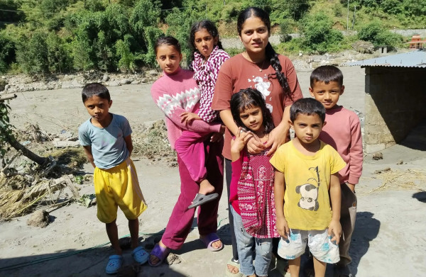किताब बगाएपछि बालबालिकालाई पढाइको पीर
