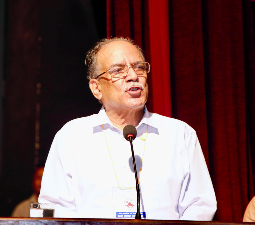 अध्यक्ष दाहालद्वारा सबै नेताको सम्पत्ति सार्वजनिक गर्ने घोषणा