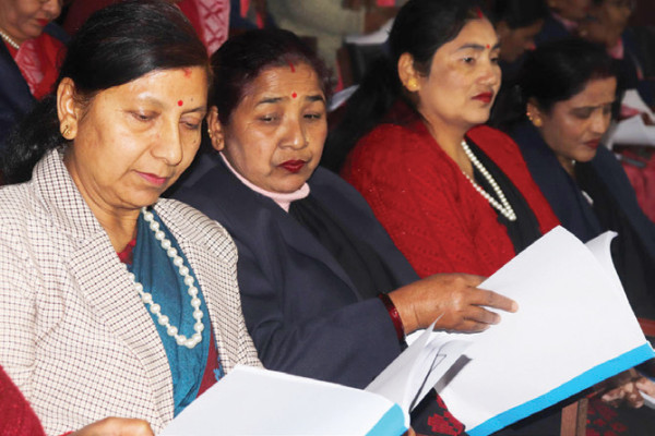 महिला जनप्रतिनिधि भन्छन्, ‘अवसर पायौं, जिम्मेवारी पाएनौं’