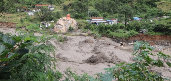 बागलुङ पहिरोमा परी मृत्यु हुनेको सङ्ख्या १२ पुग्यो