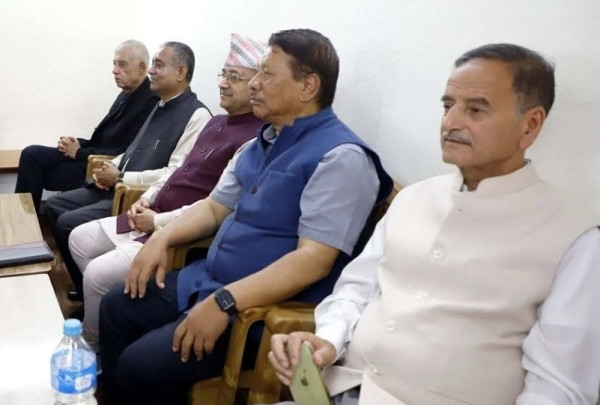 नयाँ पार्टीको अभ्यास कि बार्गेनिङ ?