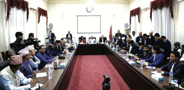 निर्वाचन आयोगलाई दलहरूको प्रश्न, ‘चुनाव हुन्छ ?’