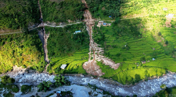 निसीखोलामा बाढीपहिरोबाट १० करोडको क्षति