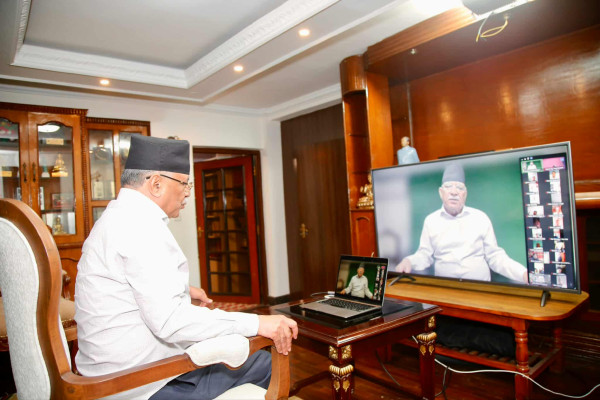 पार्टीमा गुटबन्दी गर्न नदिने प्रचण्डको प्रतिबद्धता