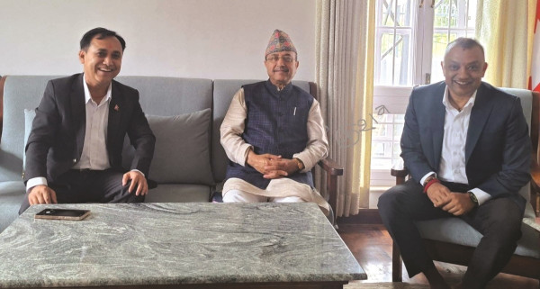 सभापति थापाले भेटे पूर्णबहादुर र शेखर