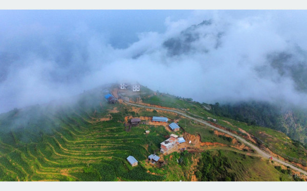 जहाँ गर्मी भुल्न आउँछन् तराईवासी