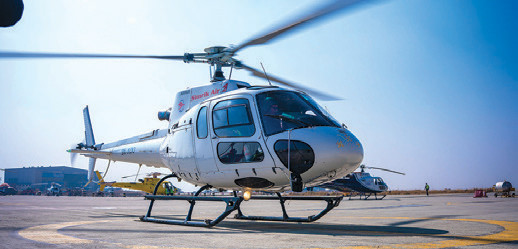 सिम्रिक एयरले थप्यो हेलिकप्टर