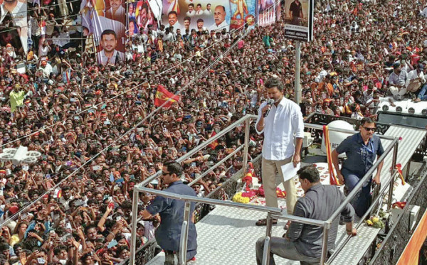 विजय थलापतिको र्‍यालीमा भागदौड, ३९ को ज्यान गयो