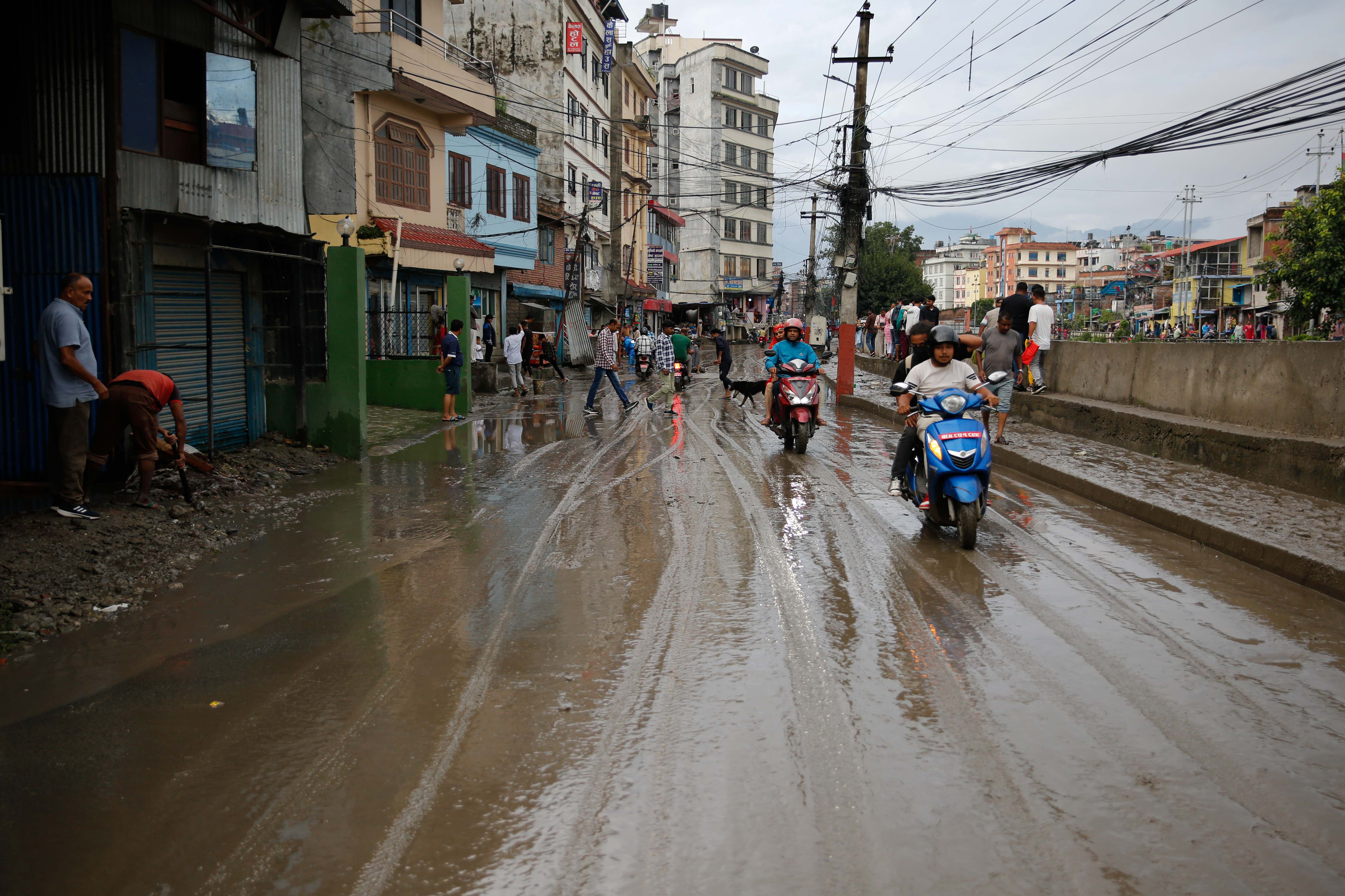 वितण्डा मच्चायो विष्णुमती खोलाले
