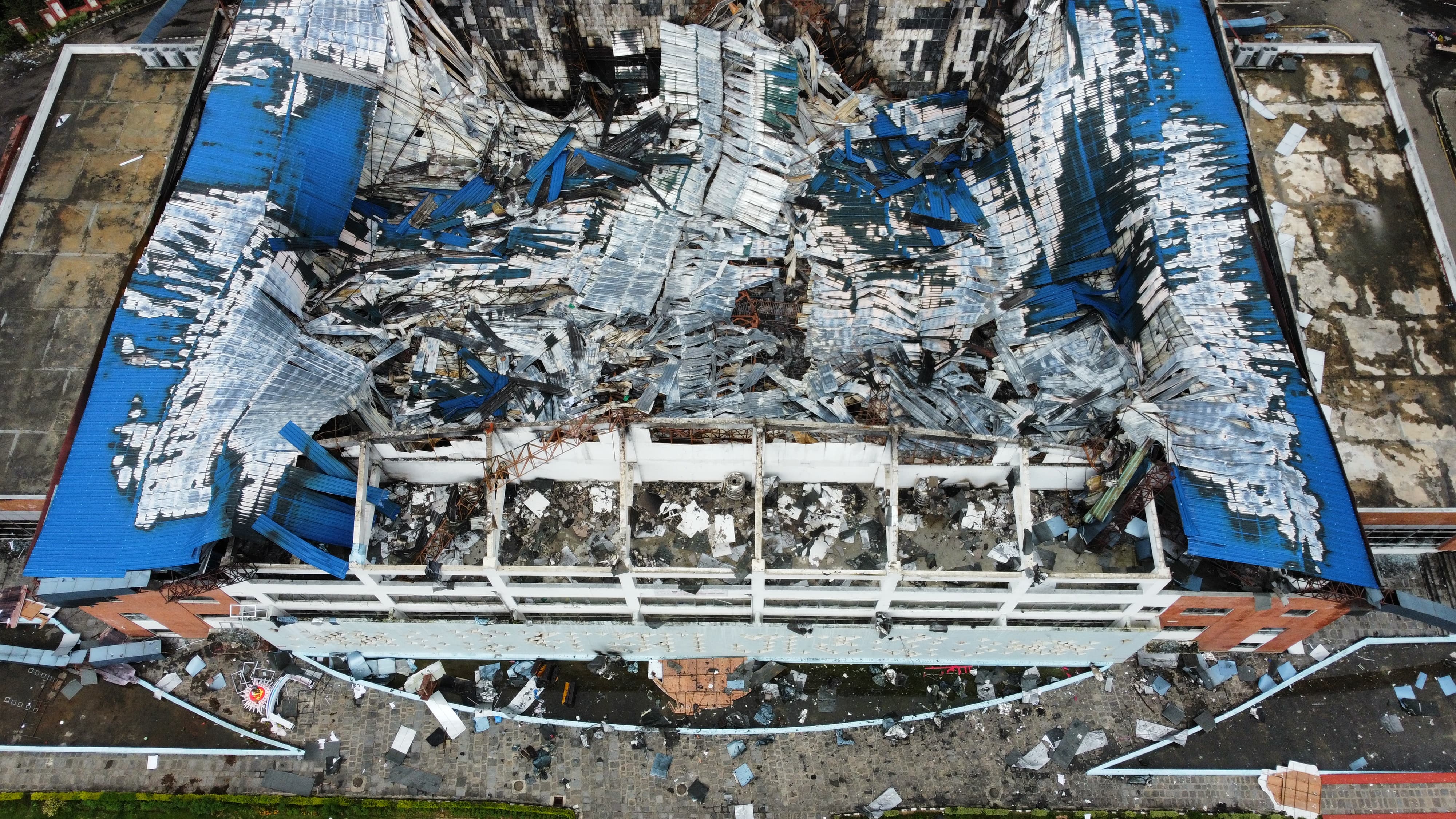 गोदावरीको सनराइज सम्मेलन केन्द्र जेनजी आगजनी पश्चात पूर्णरुपमा ध्वस्त