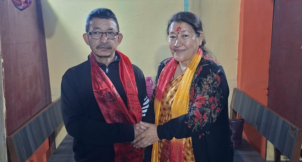 रास्वपा घोराहीका वामदेव गुरुङसँगै दर्जनौँ कार्यकर्ता एमालेमै फिर्ता