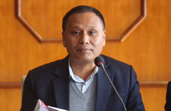 ऊर्जामन्त्री घिसिङका सय दिन : घुम्दै, सूची बनाउँदै