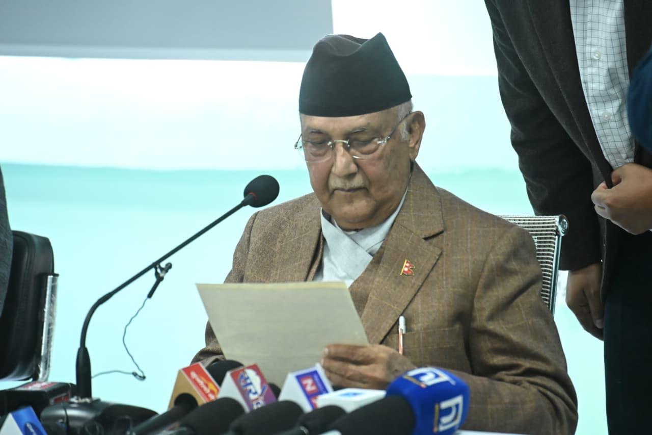 सर्वोच्चलाई ओलीको कडा जवाफ