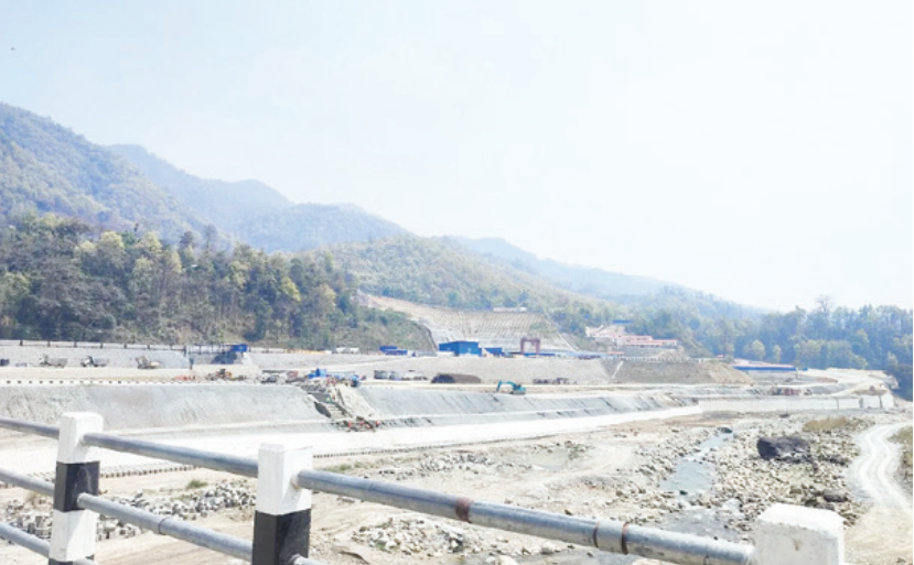 सुनकोशी मरिनको ठेक्का तोडिँदै