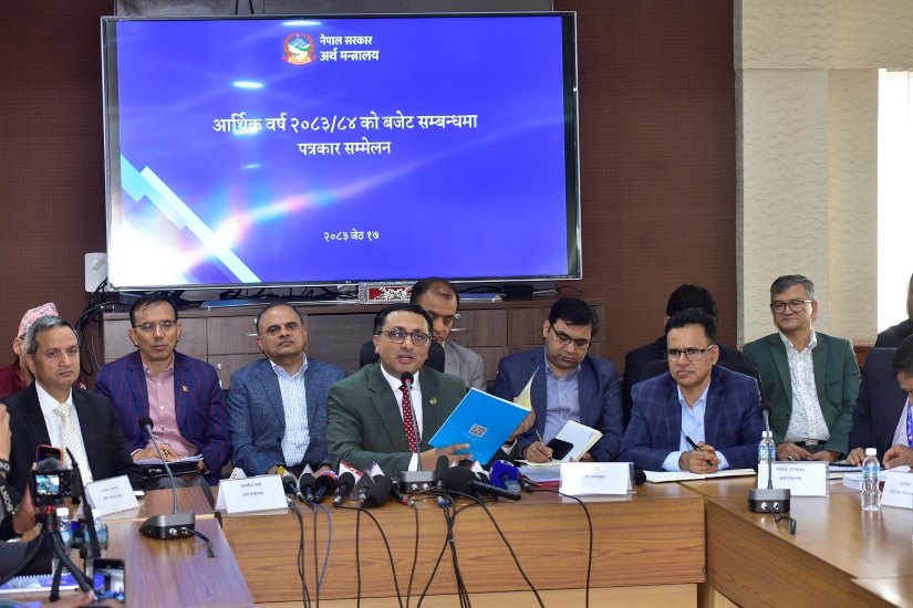 बजेटको आकार जिडिपीको २८.५ प्रतिशत मात्रै होः अर्थमन्त्री वाग्ले
