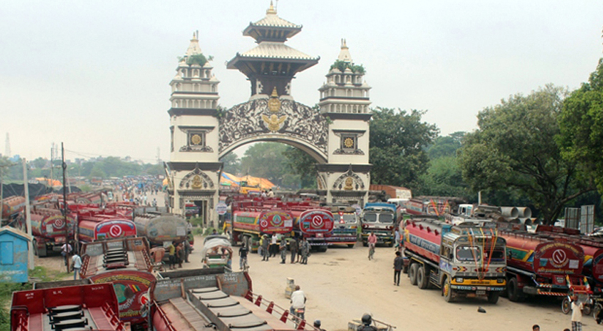 वीरगञ्ज नाका हुँदै ७९ अर्ब ५४ करोडको सामान निर्यात