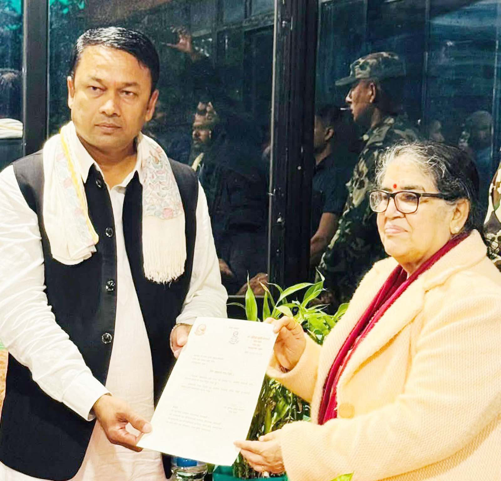 मधेश राजनीतिमा ८४ घण्टाको राजनीतिक रस्साकस्सी, सुवेदी पदमुक्त, सुरेन्द्र लाभ नयाँ प्रदेश प्रमुख