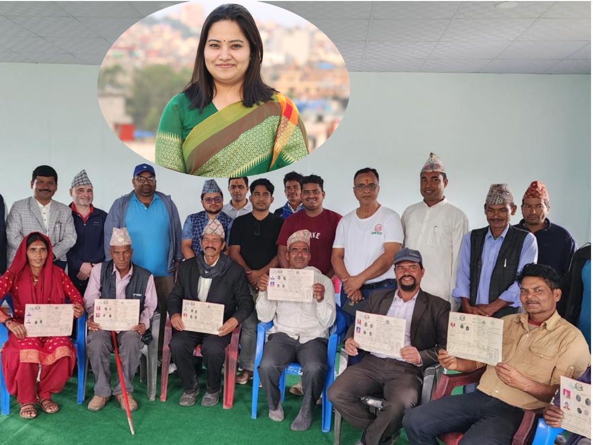डँडेलधुराको अजयमेरुमा ७ अव्यवस्थित परिवारलाई लालपुर्जा