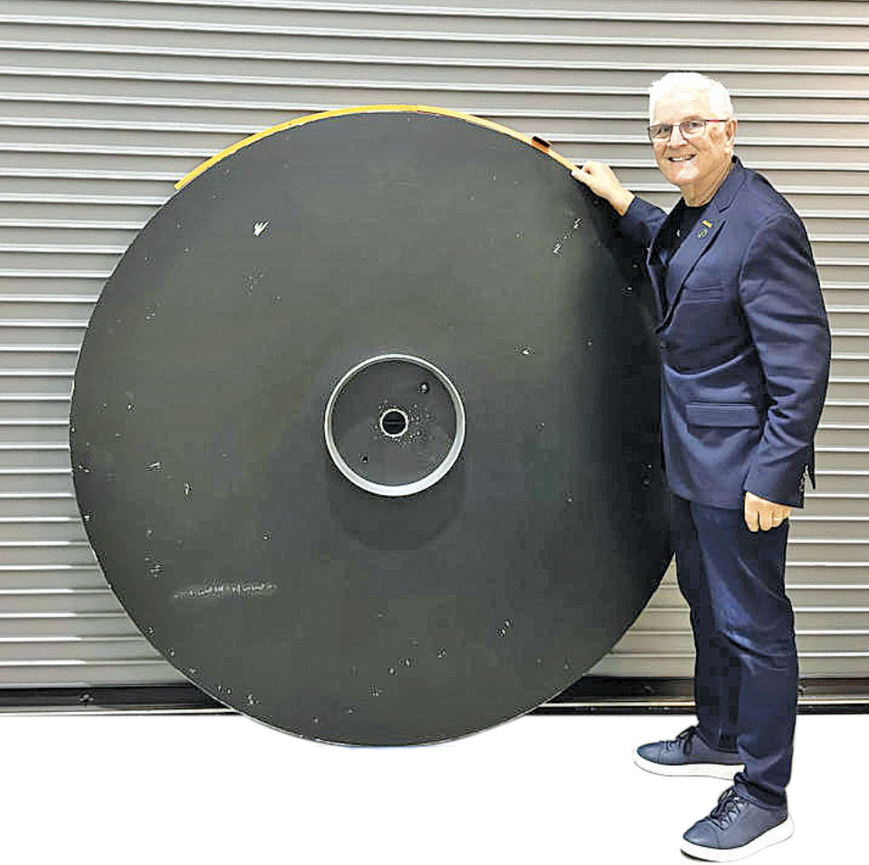 आइम्याक्स प्रविधि लोकप्रिय बनाउने डेभिड रहेनन्