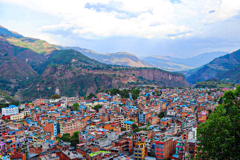 धारामा दशकौँदेखि धमिलो पानी