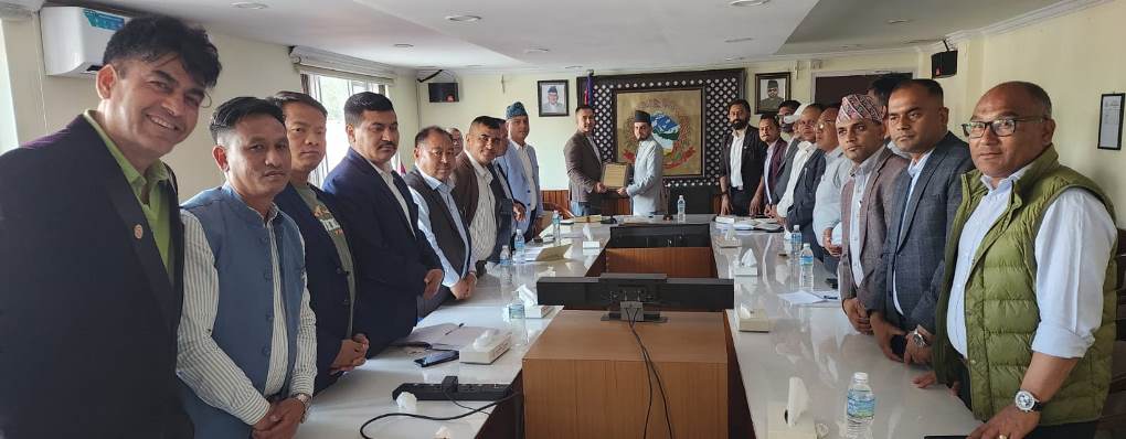 ‘निर्माण उद्योगमा प्रविधिको प्रयोग बढाउँछौं’