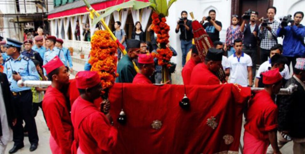 नवरात्रको सातौँ दिन आज फूलपाती भित्र्याइँदै