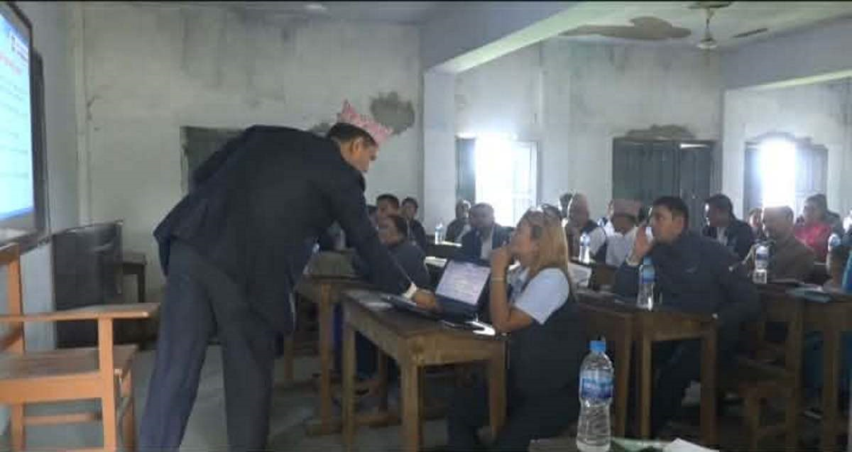 मतदान अधिकृत तालिम सुरु