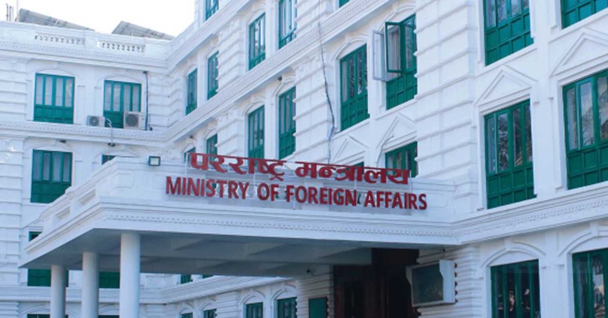 इजरायल र इरानमा रहेका नेपालीलाई सावधान रहन सरकारको अनुरोध