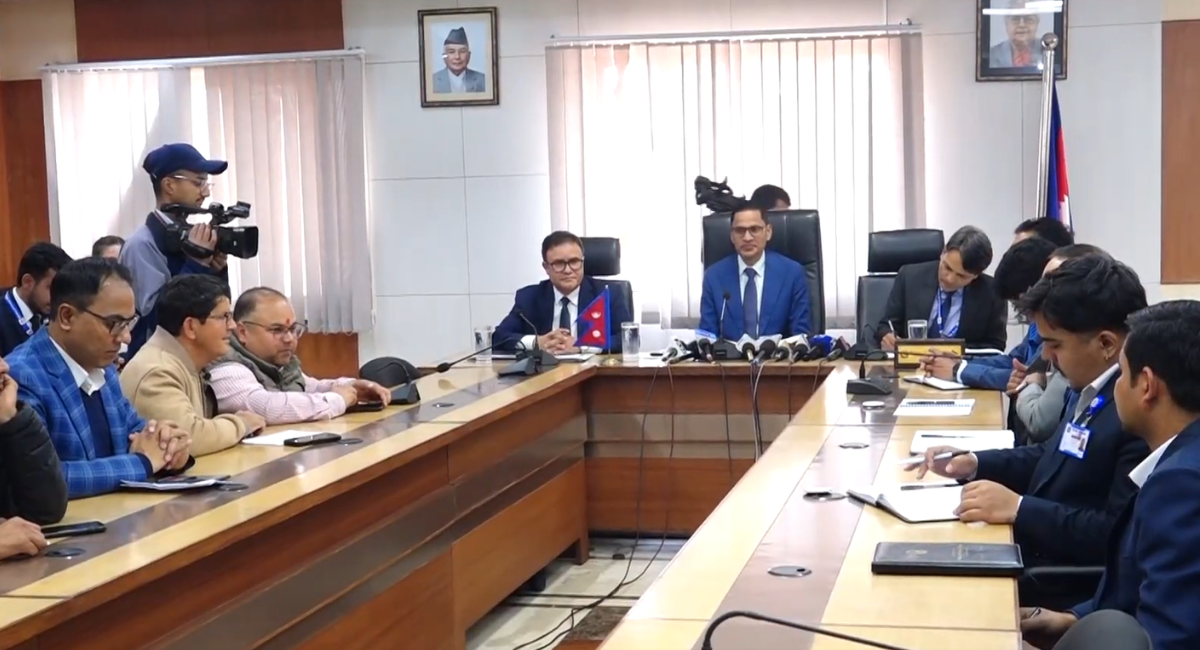 मध्यपूर्वमा १७ लाख बढी नेपाली, सुरक्षाका निर्देशन पालना गर्न सरकारको आग्रह