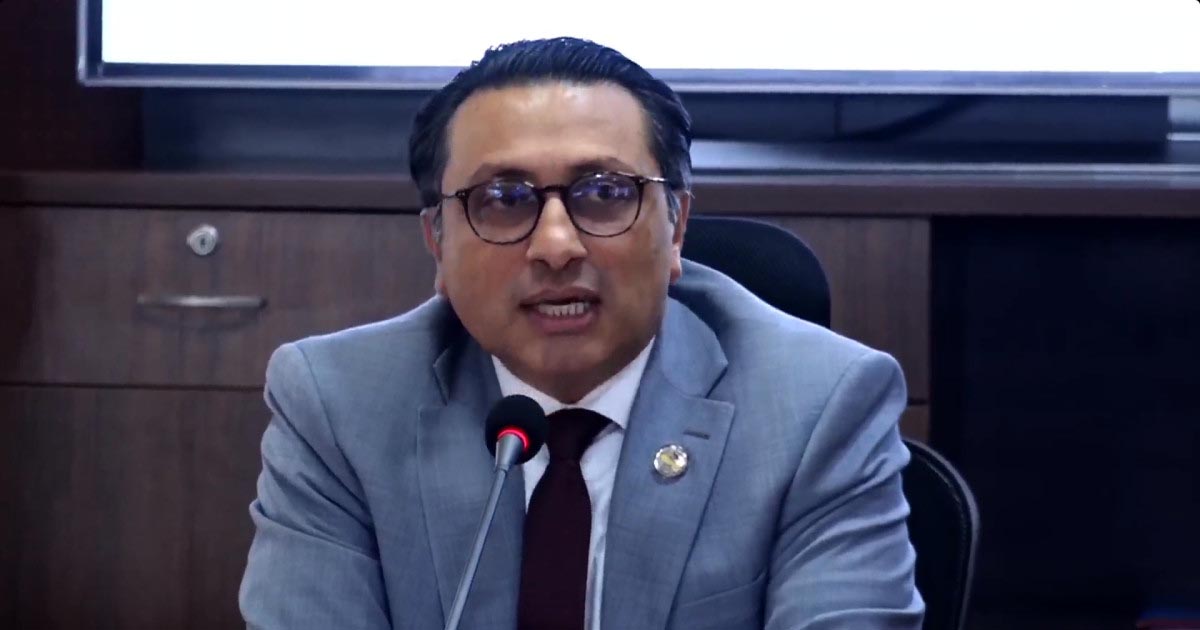 लगानी र उत्पादन बढाउने नयाँ साझेदारी गर्न बैंकहरूसँग अर्थमन्त्री वाग्लेको आह्वान